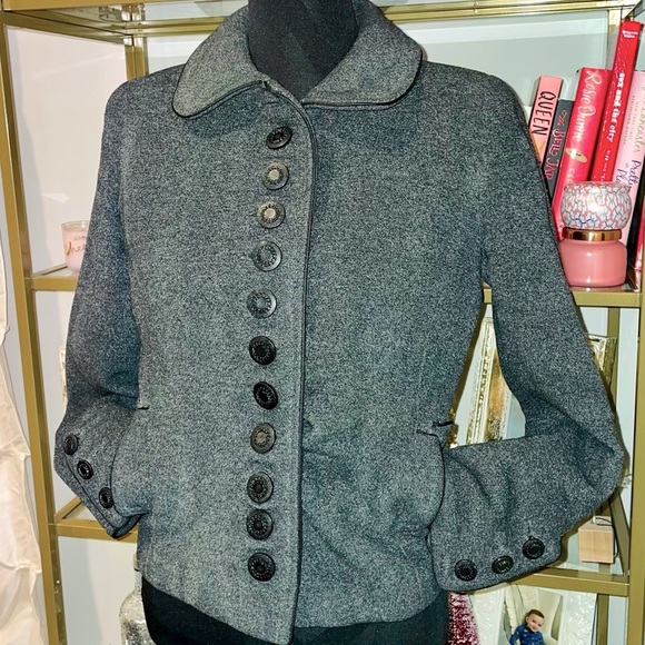 MABLEY & CAREW🪞sz 2 4 vintage Paul Parnes coat like new chic buttons! Pockets! - Picture 2 of 16